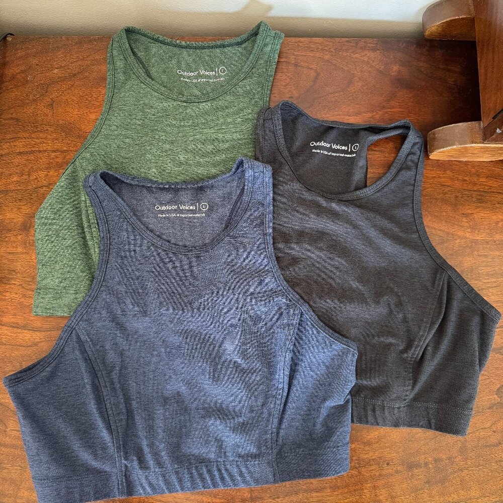 Outdoor Voices  Set of 3 sports bras